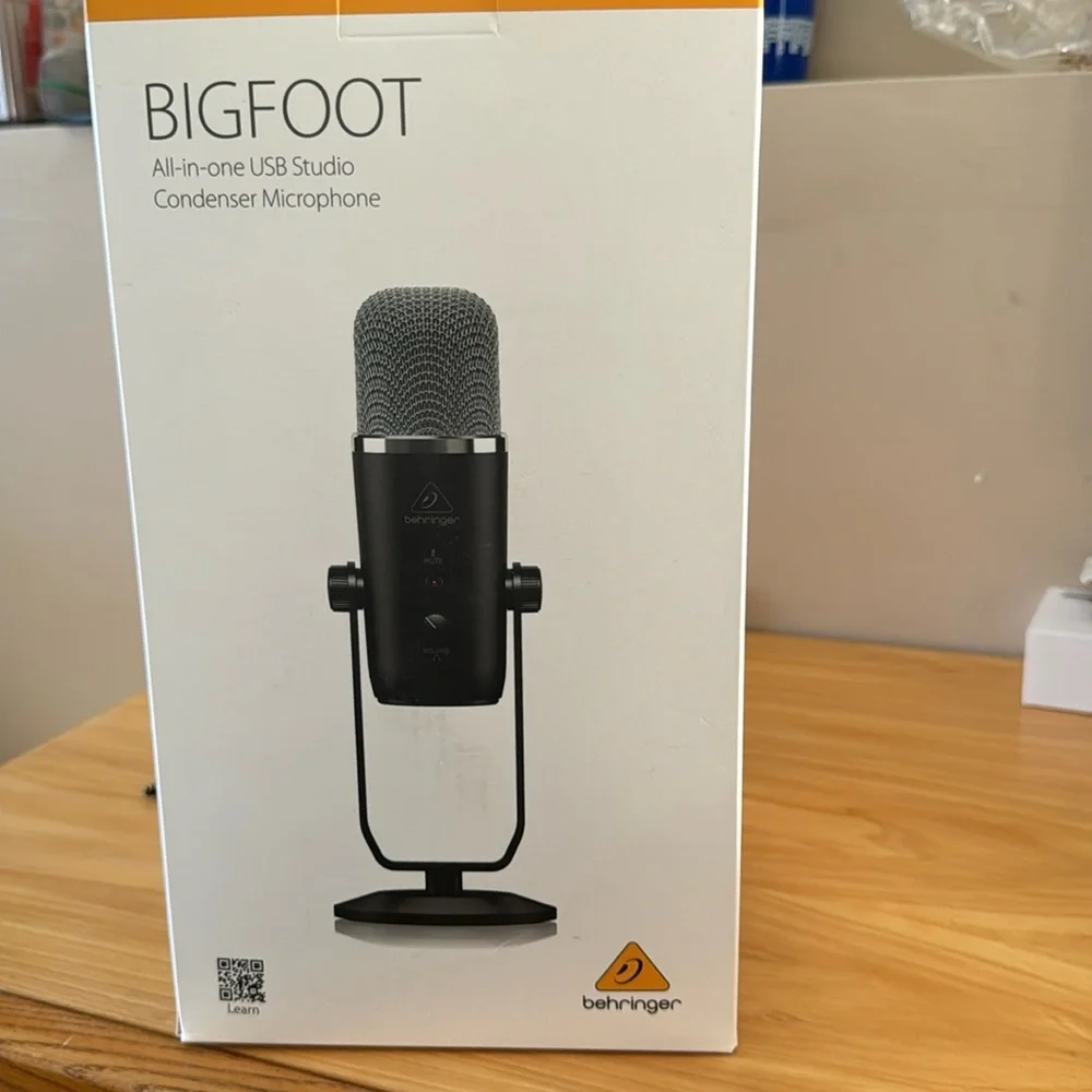 Behringer BIGFOOT USB Studio Condenser Microphone